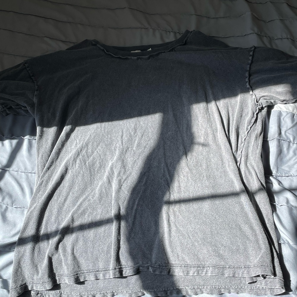 MNML distressed shirt